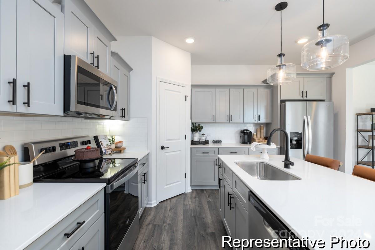 4160 Claret Cup Drive Unit: 38