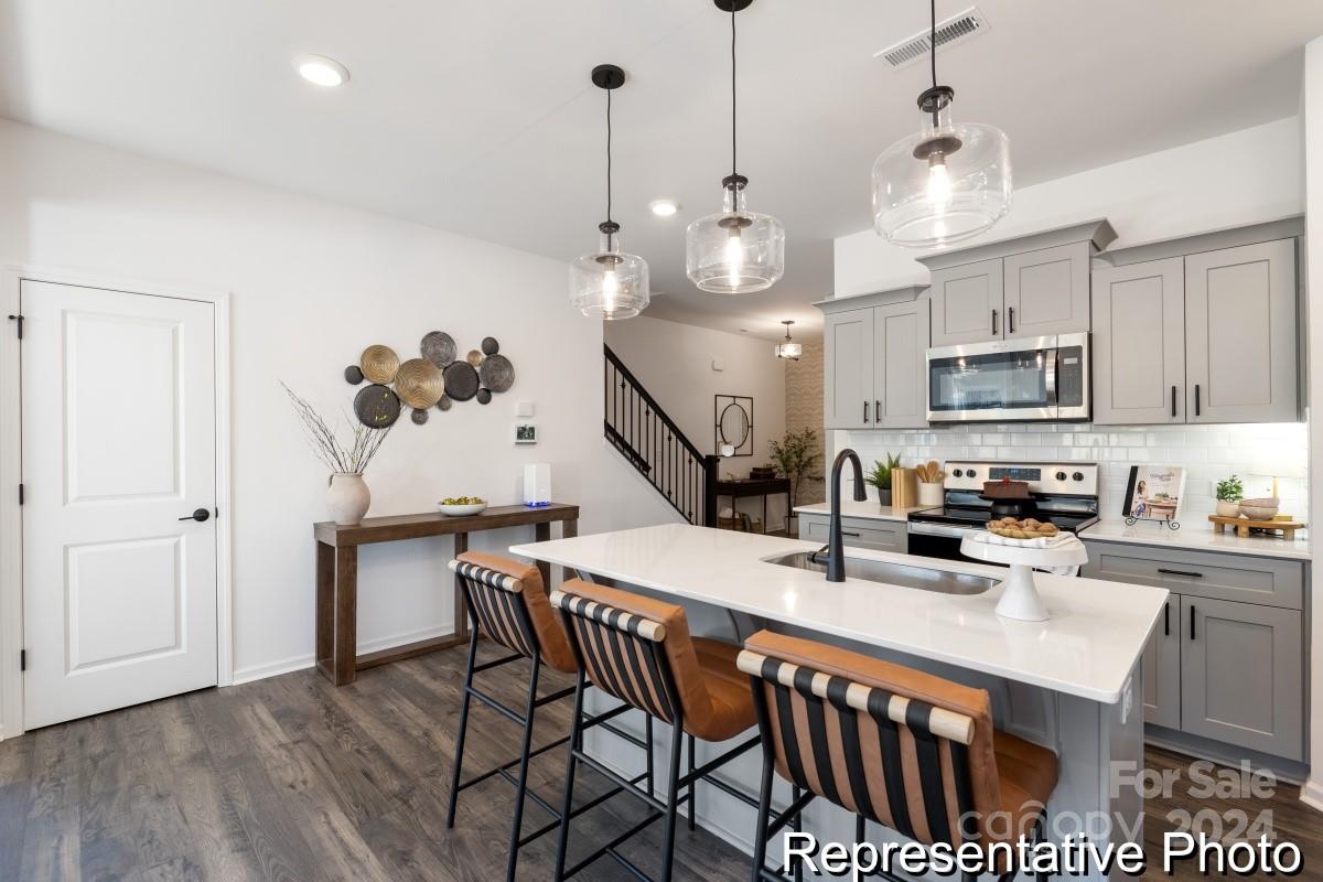 4160 Claret Cup Drive Unit: 38