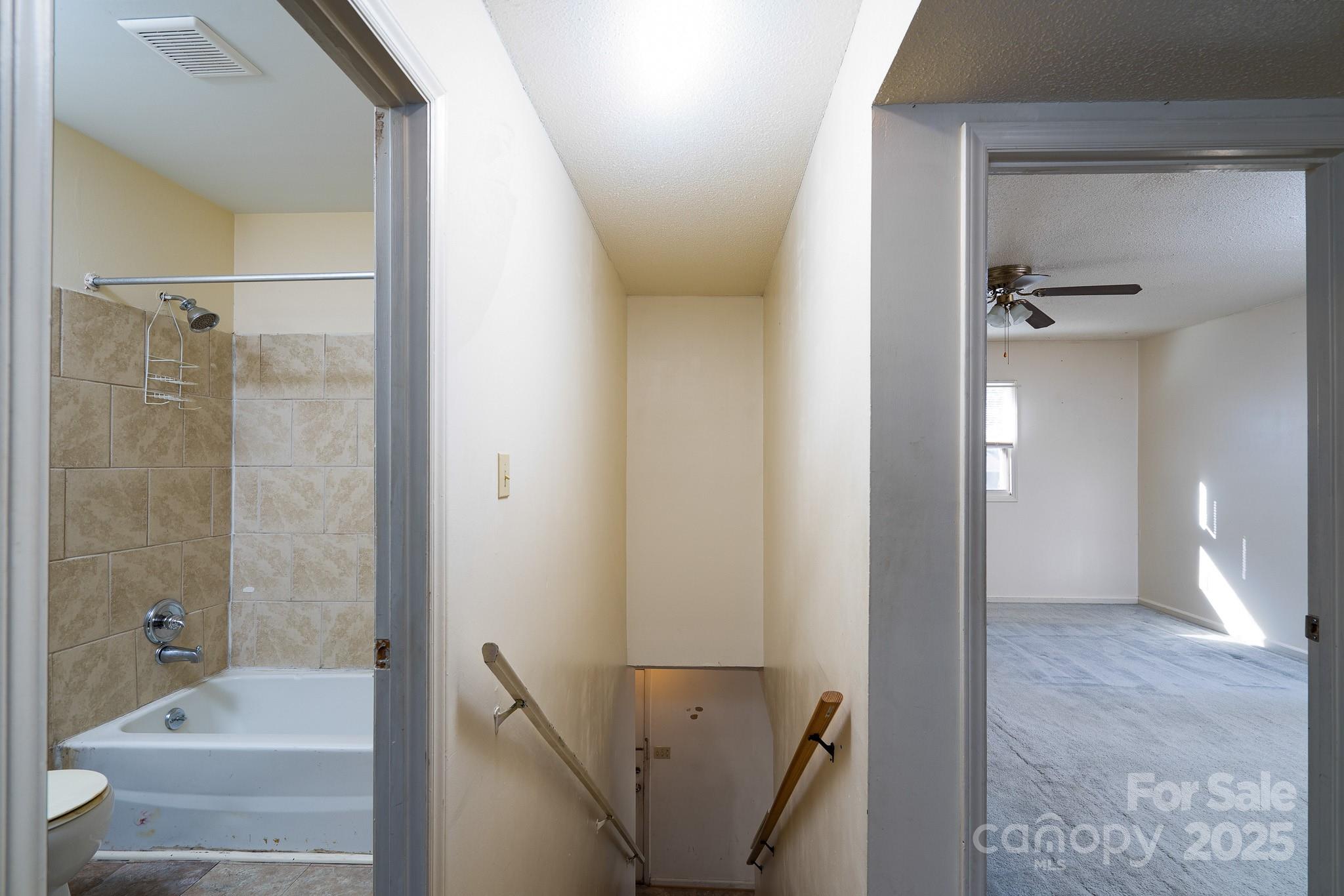 7929 Shady Oak Trail