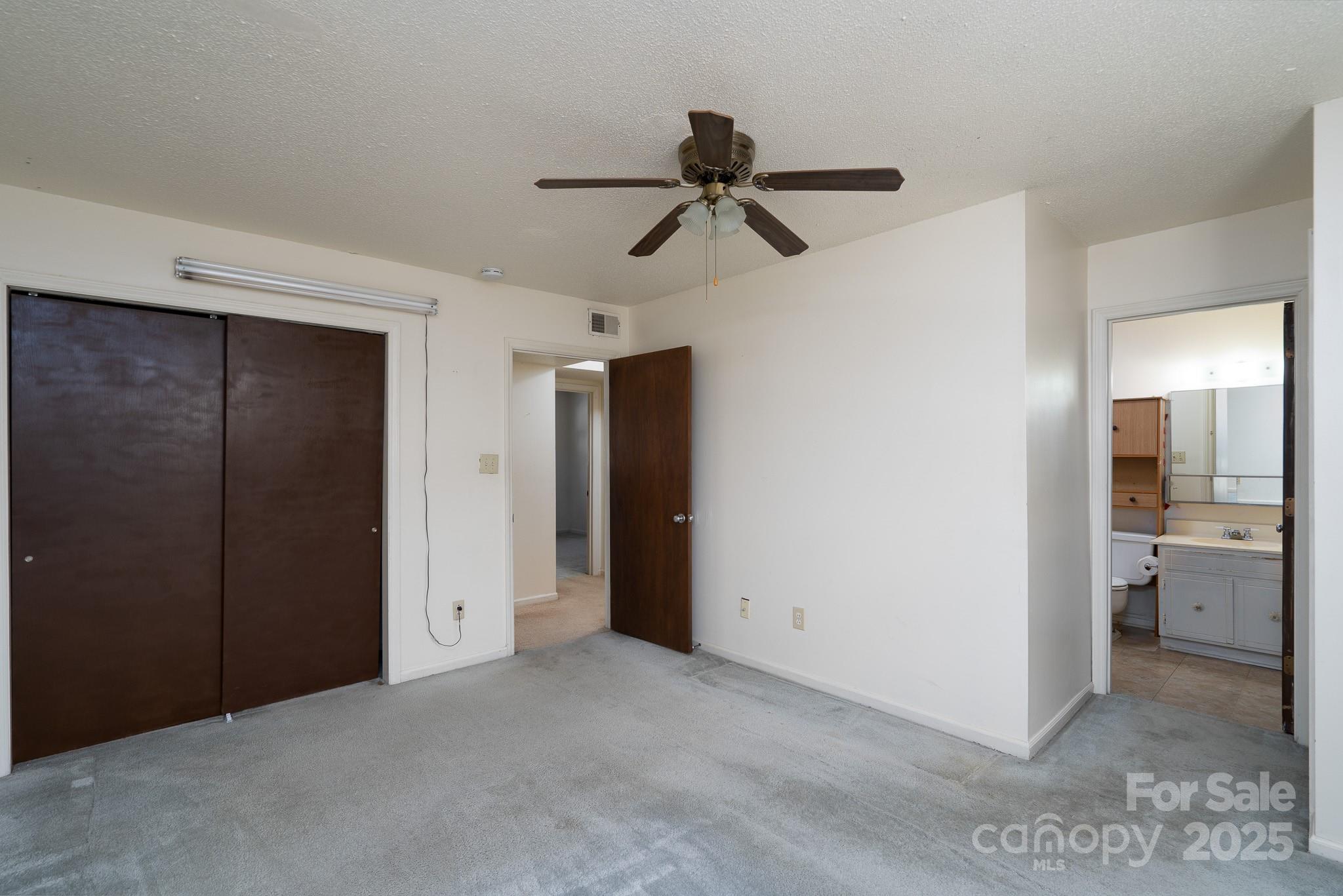 7929 Shady Oak Trail