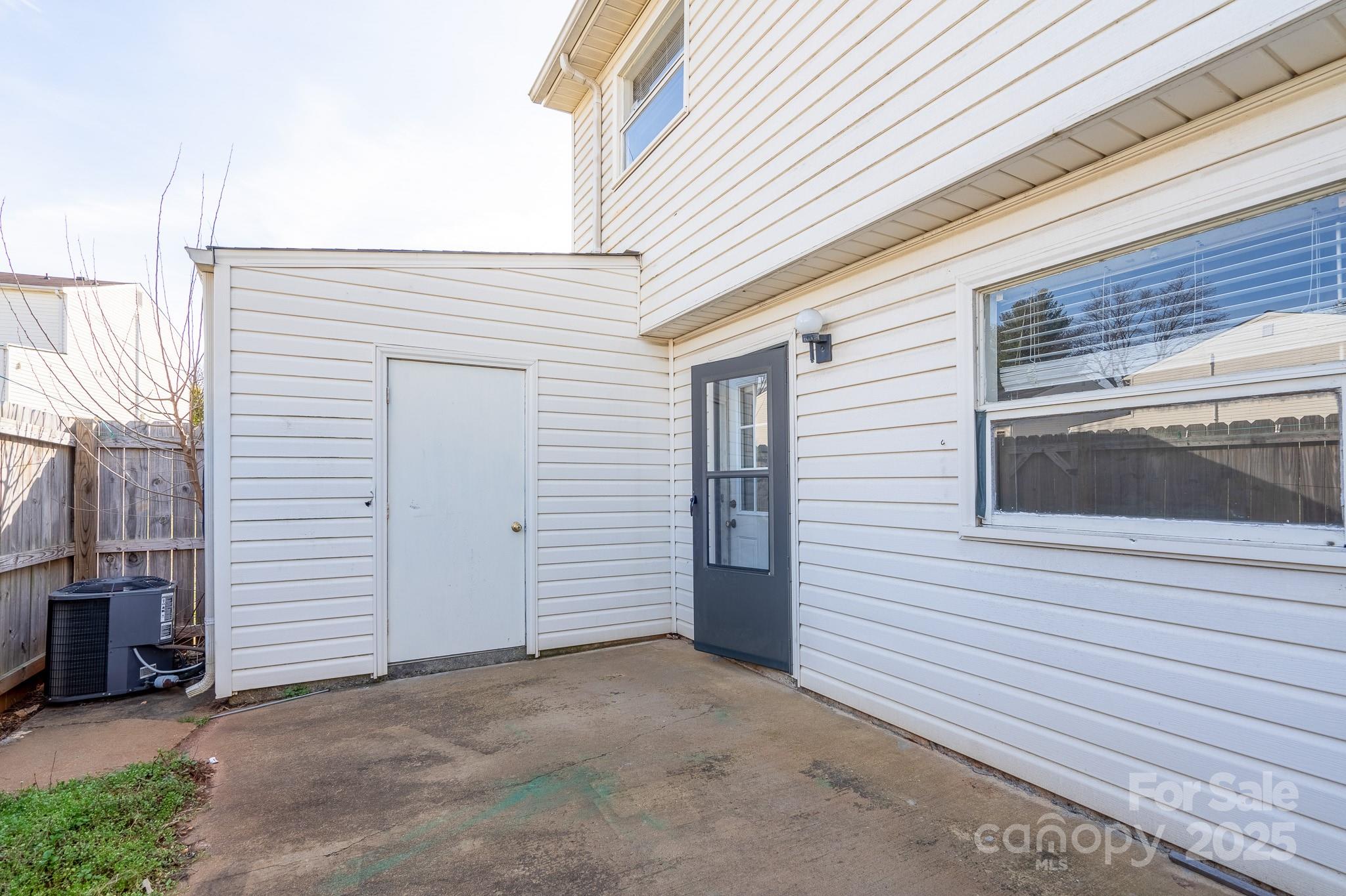7929 Shady Oak Trail