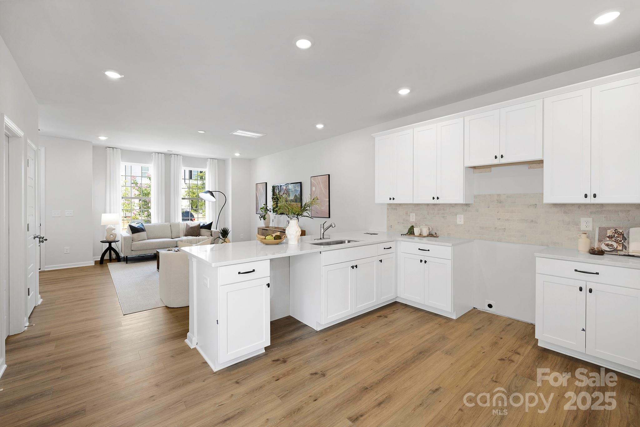 8102 Jacey Lane Unit: 24