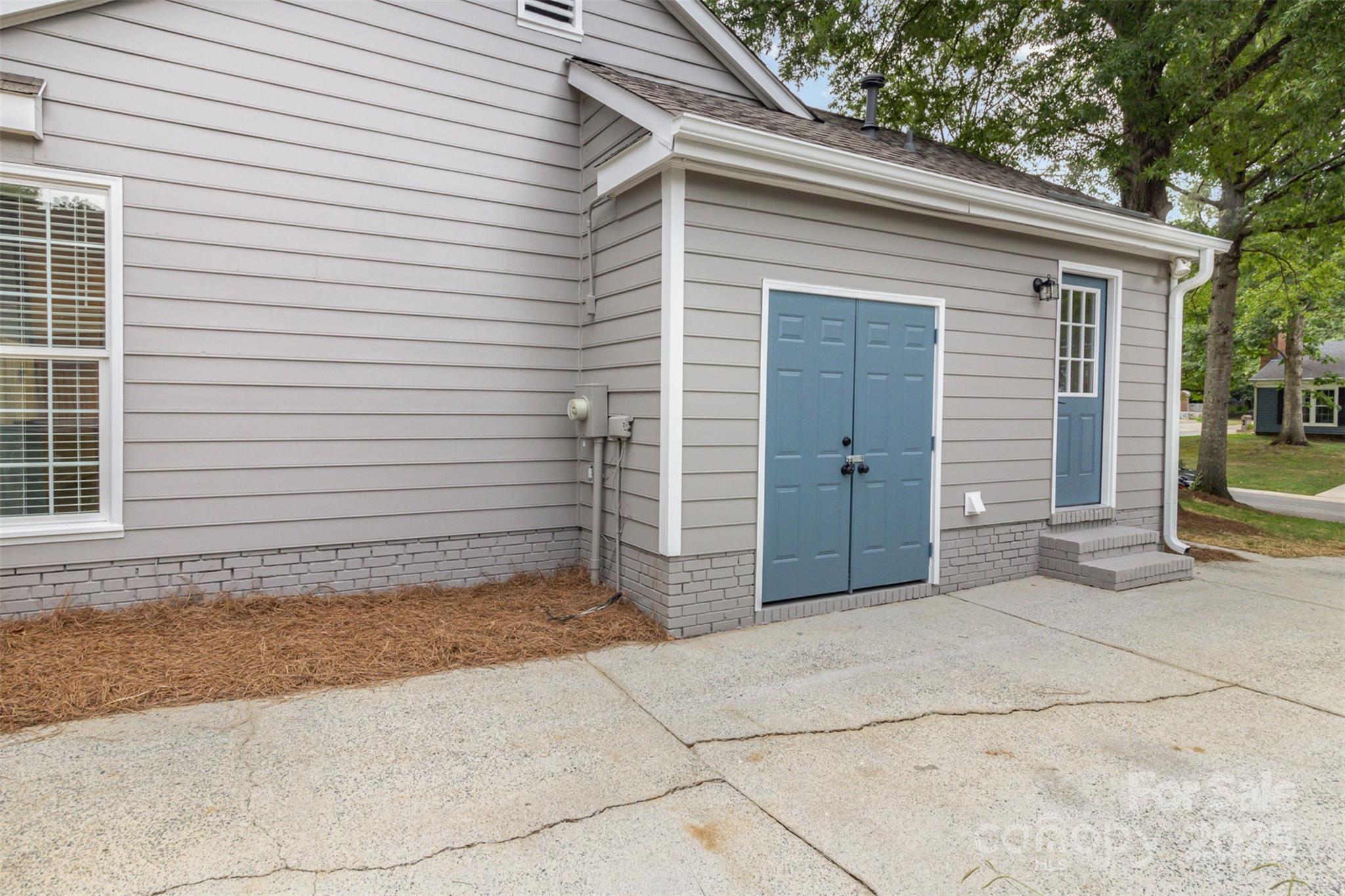 5234 Bellflower Lane