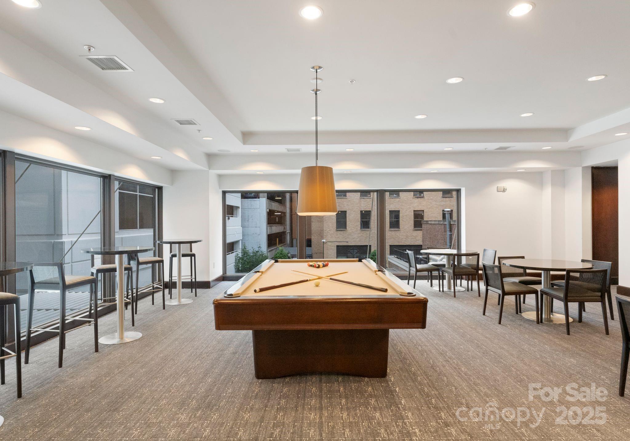 230 S Tryon Street Unit: 810