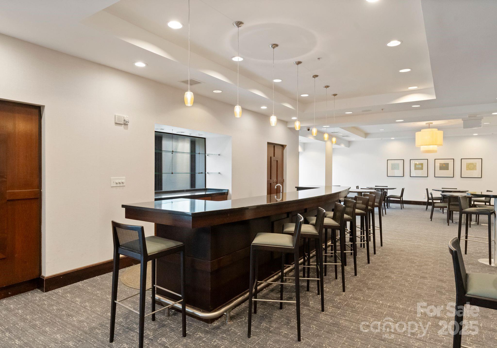 230 S Tryon Street Unit: 810