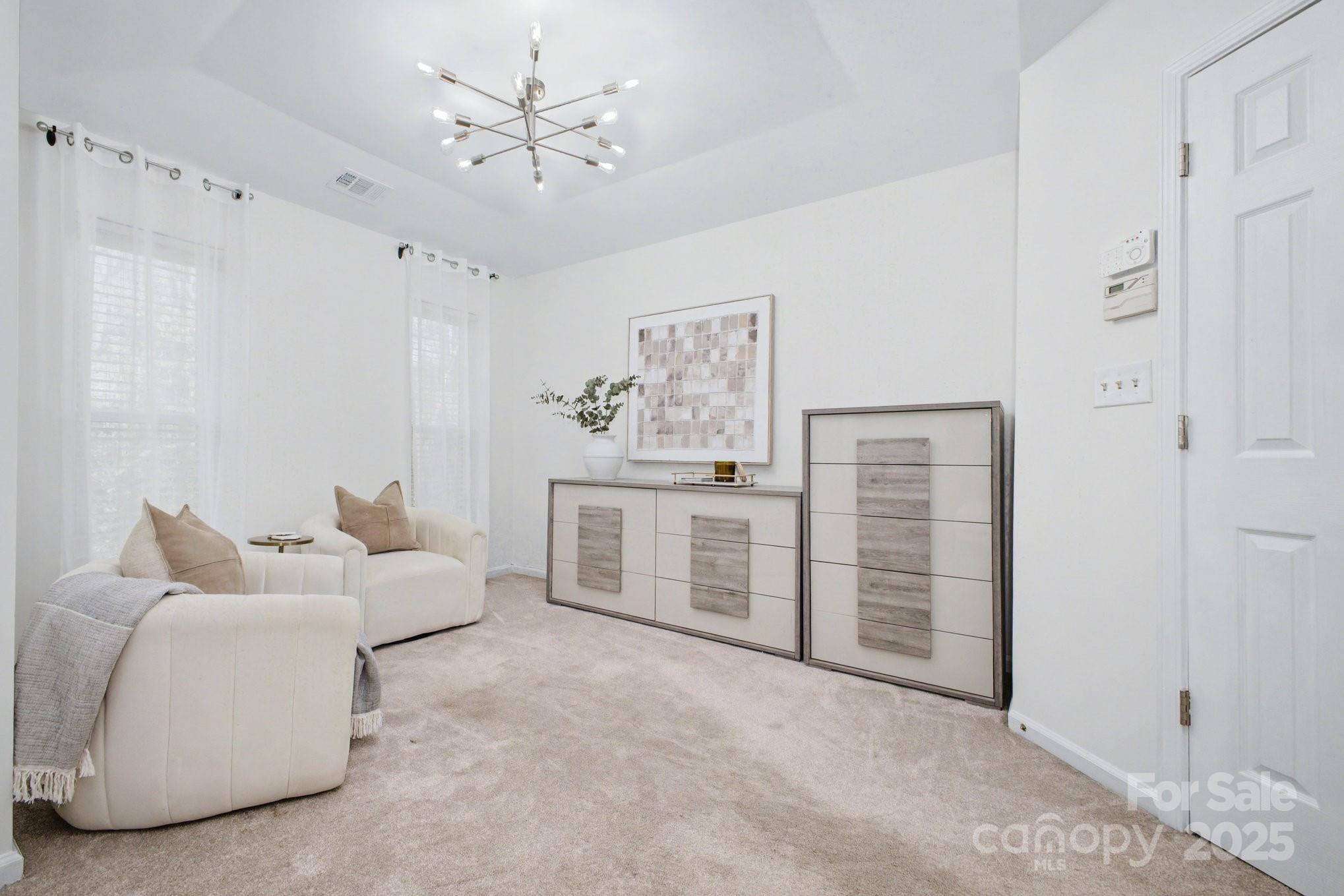 7605 Hinman Circle