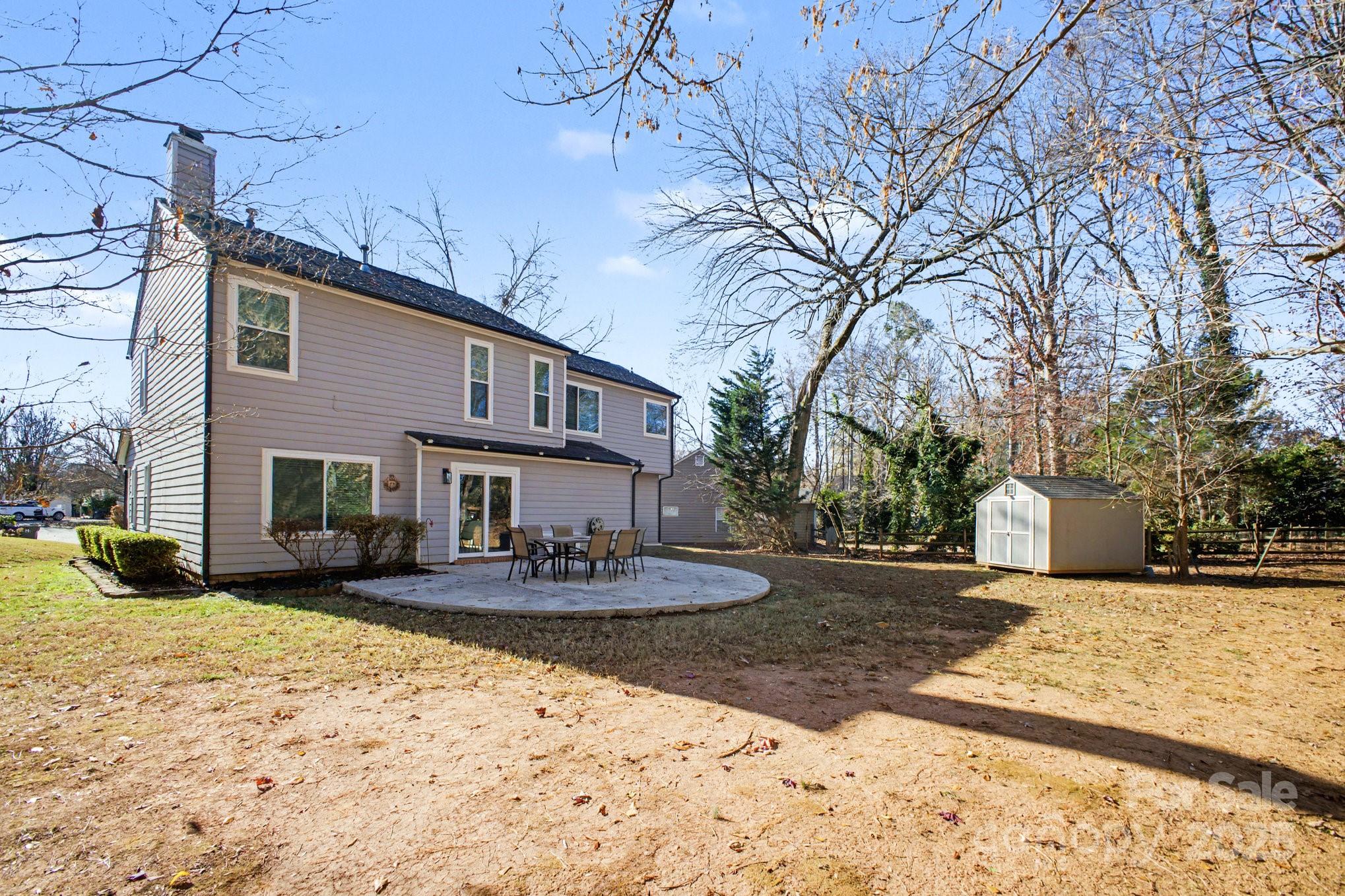 7605 Hinman Circle