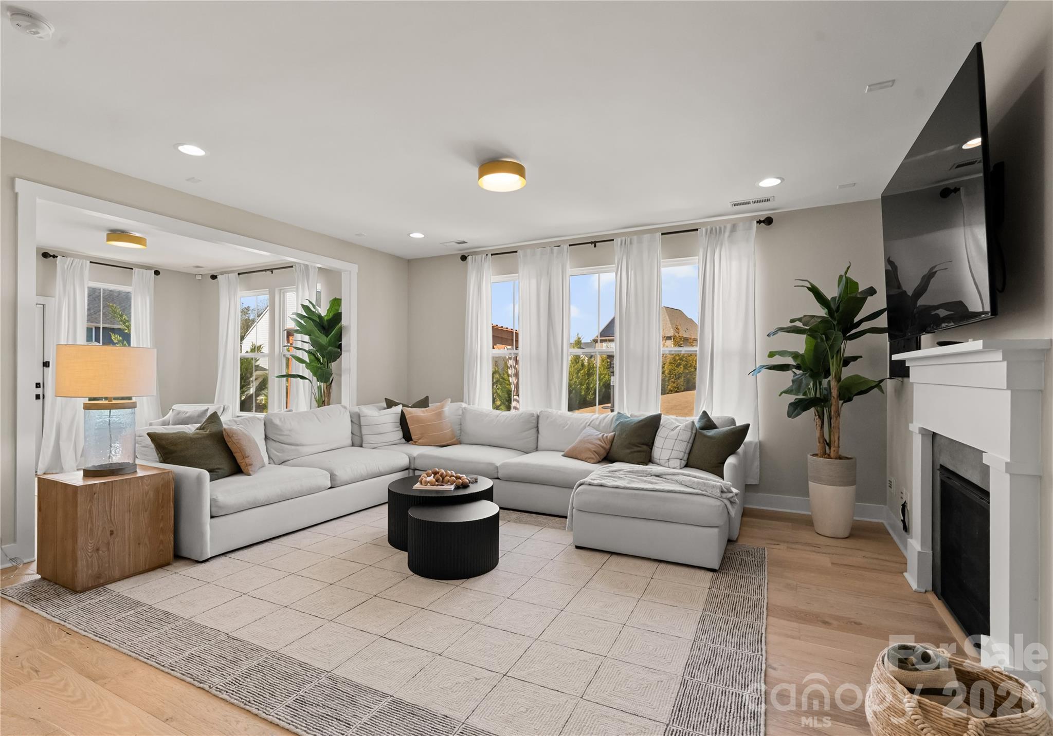 1008 Cabriolet Court
