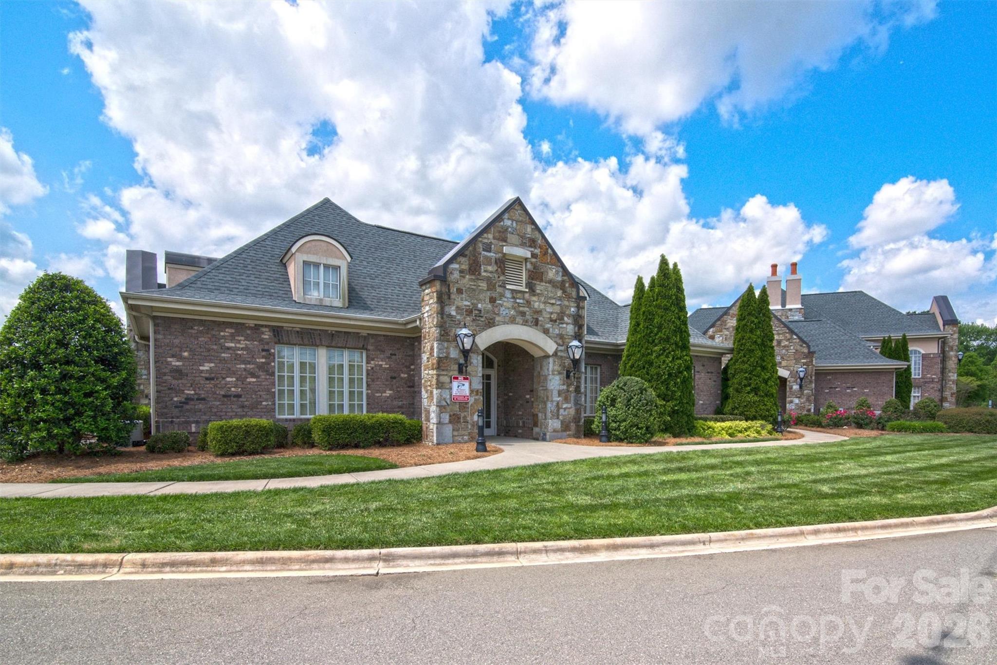 2800 Bevis Lane