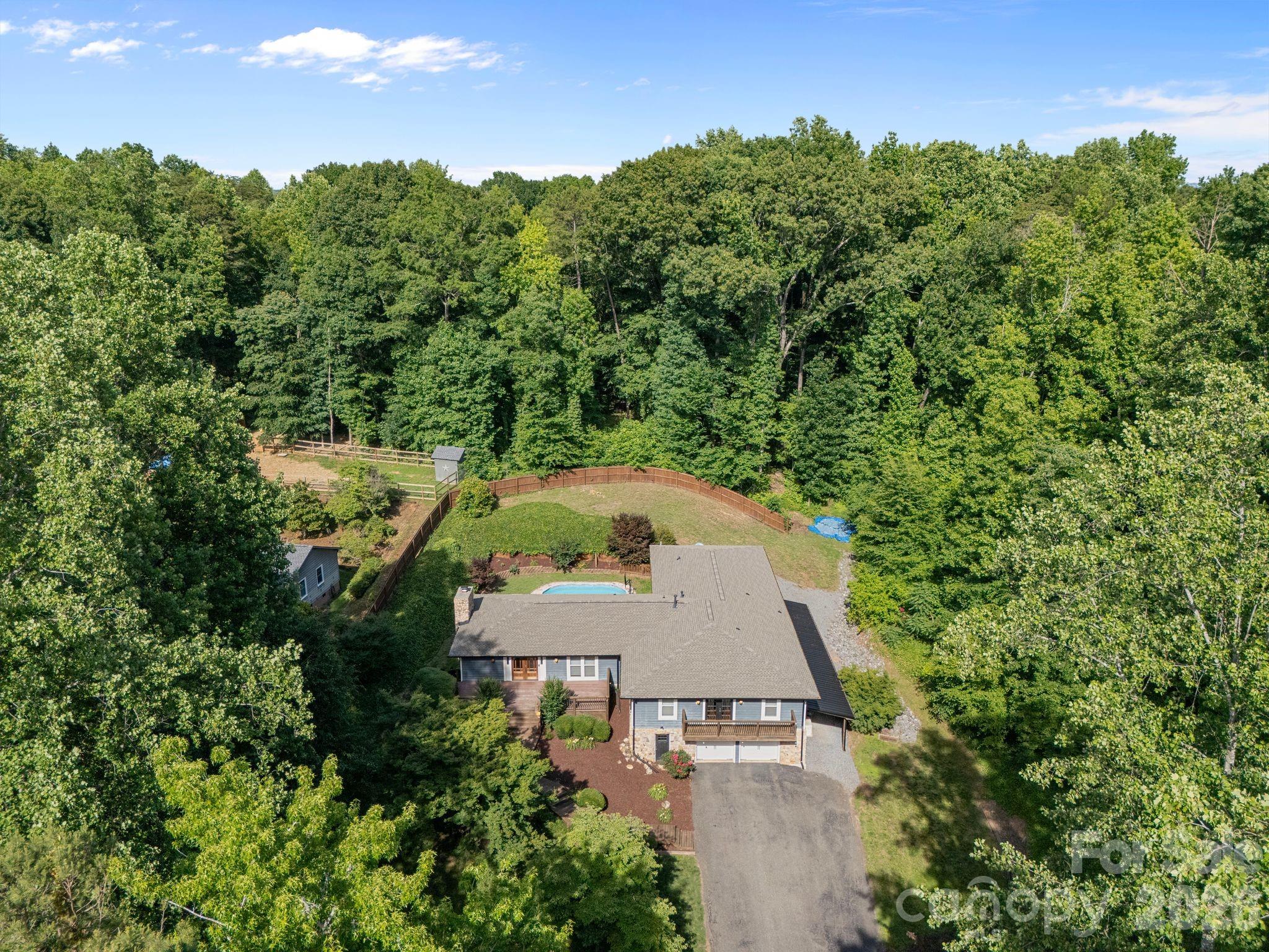 2913 Old Stage Road