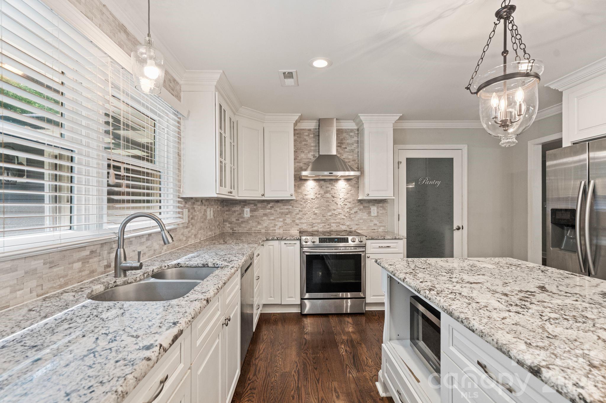 2913 Old Stage Road