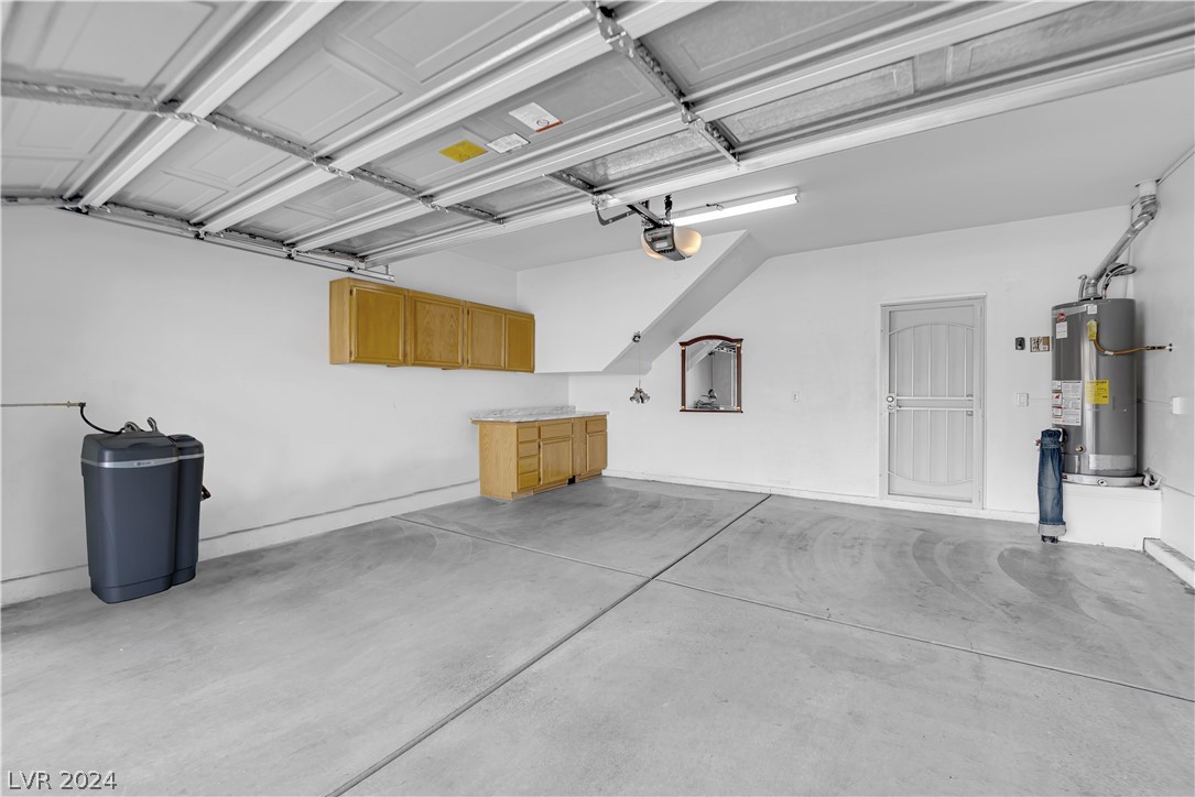 8473 Indigo Harbor Avenue