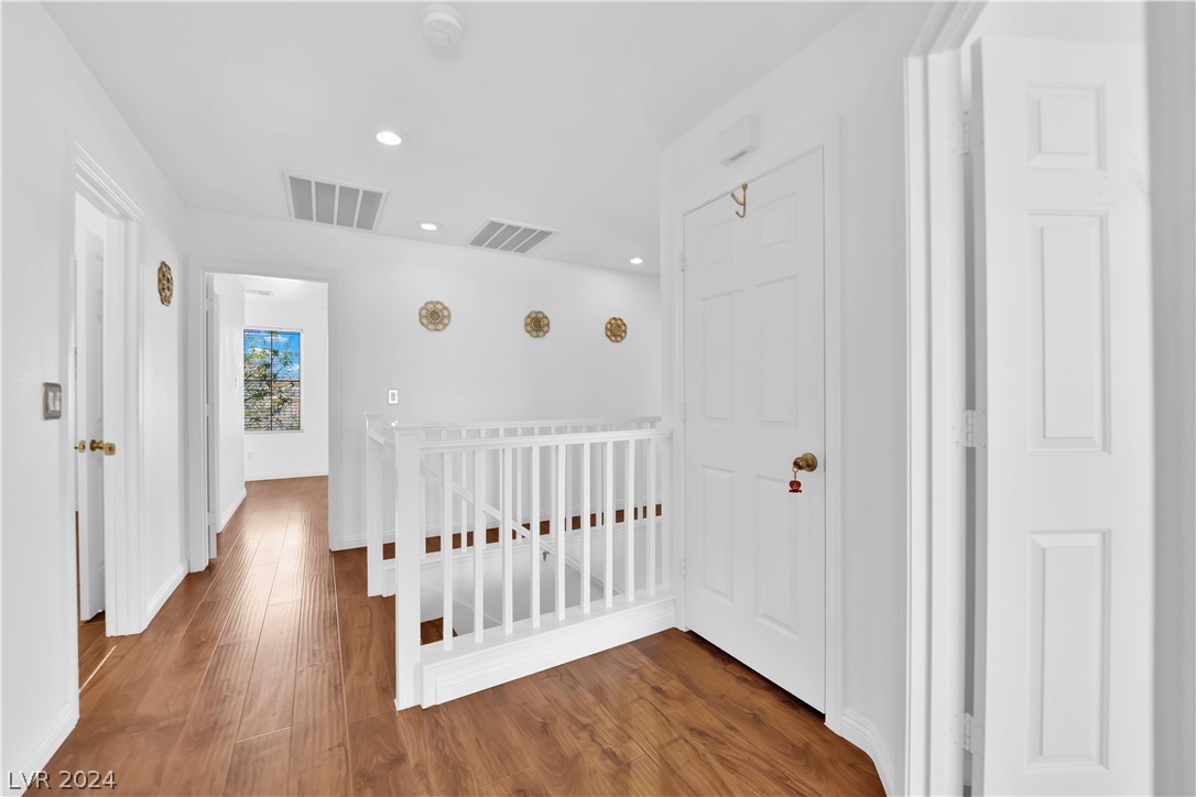 8473 Indigo Harbor Avenue