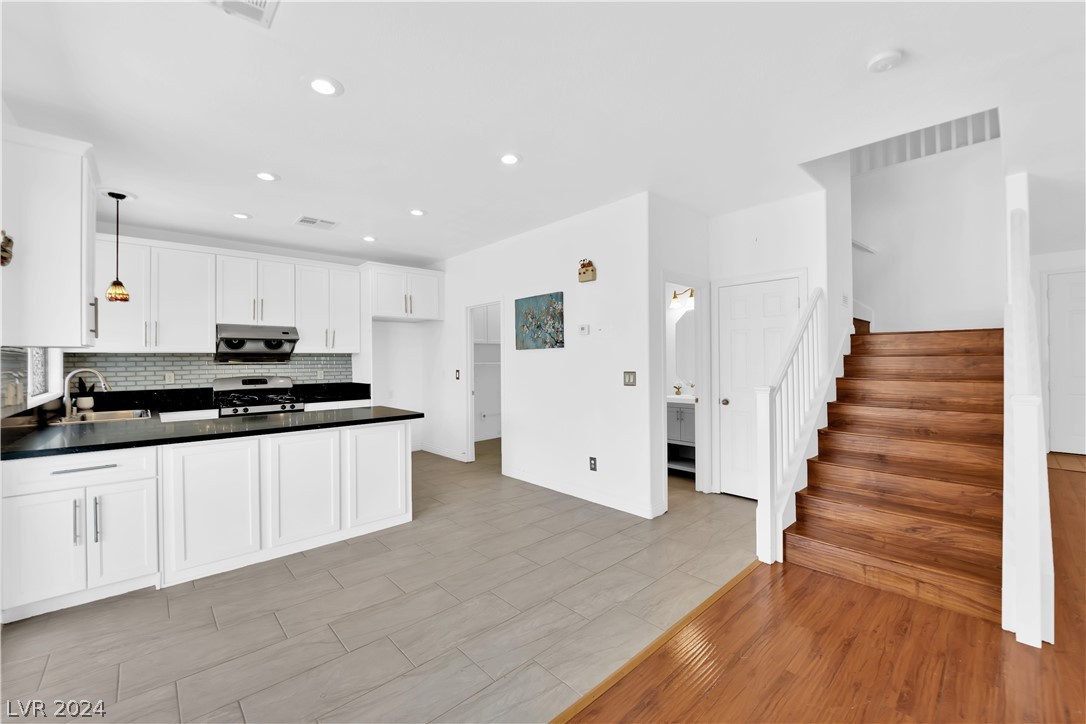 8473 Indigo Harbor Avenue