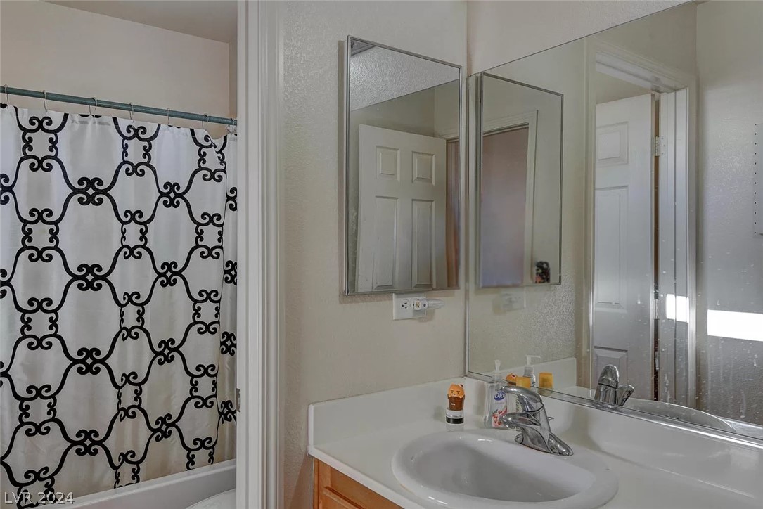 5455 Mountain Elk Court