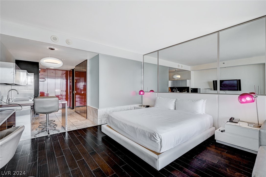 4381 West Flamingo Road 3503