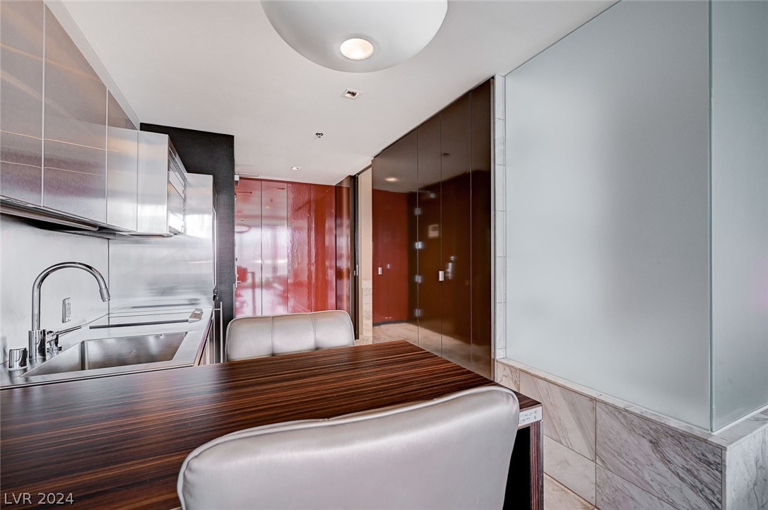 4381 West Flamingo Road 3503