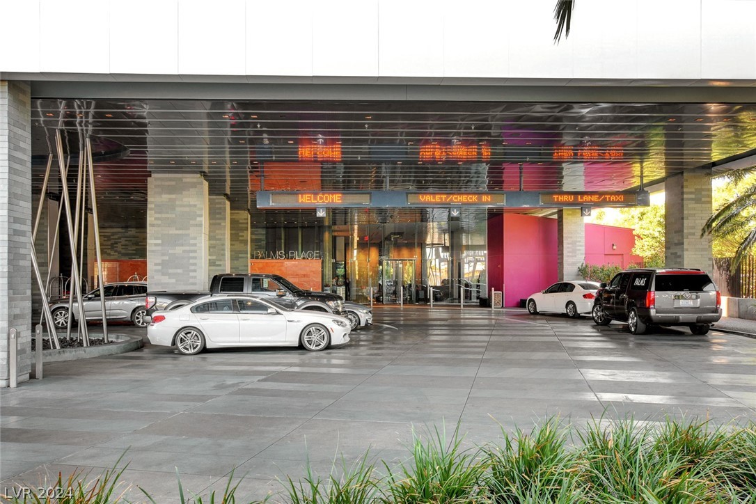 4381 West Flamingo Road 3503