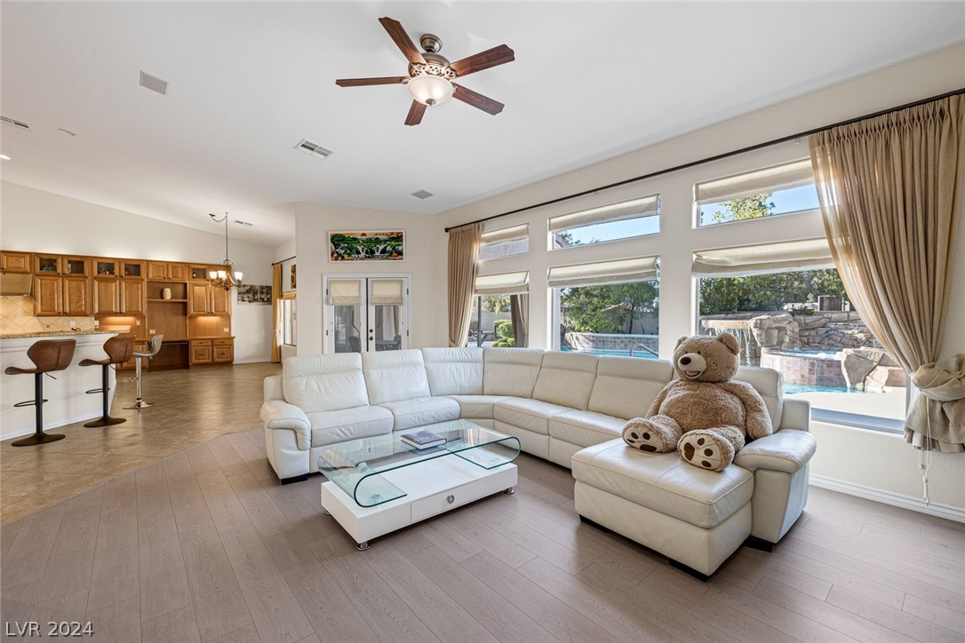 362 Chaplin Cove Avenue