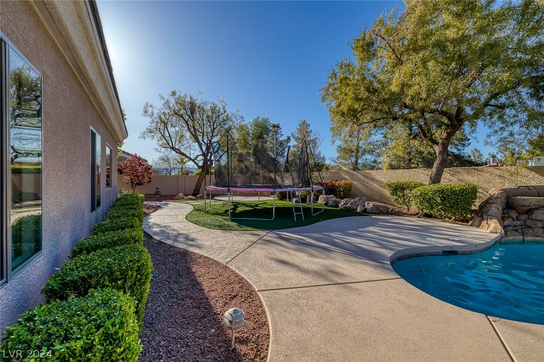362 Chaplin Cove Avenue
