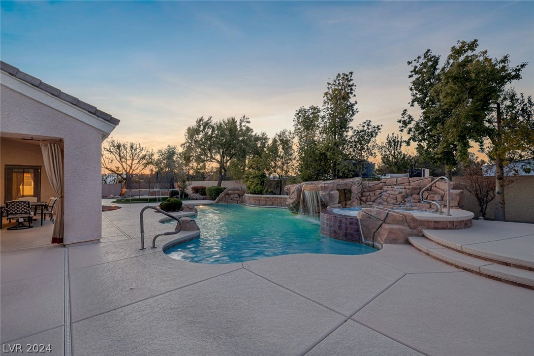 362 Chaplin Cove Avenue