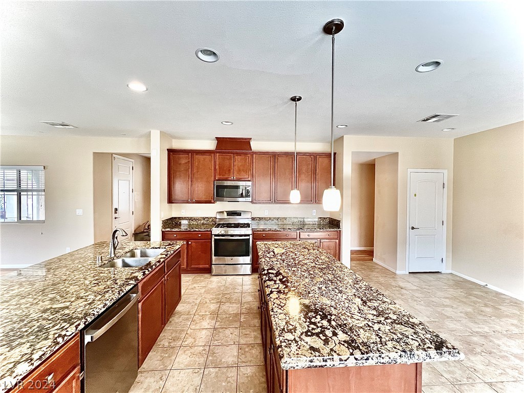 1405 Sandstone View Way