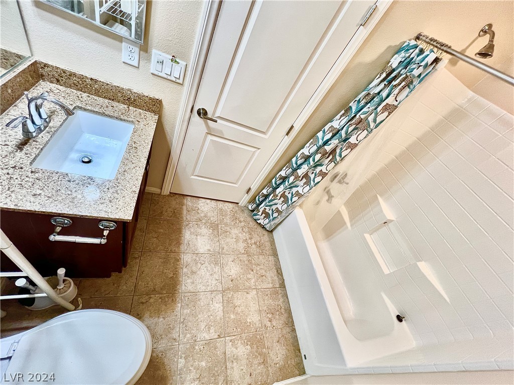 1405 Sandstone View Way
