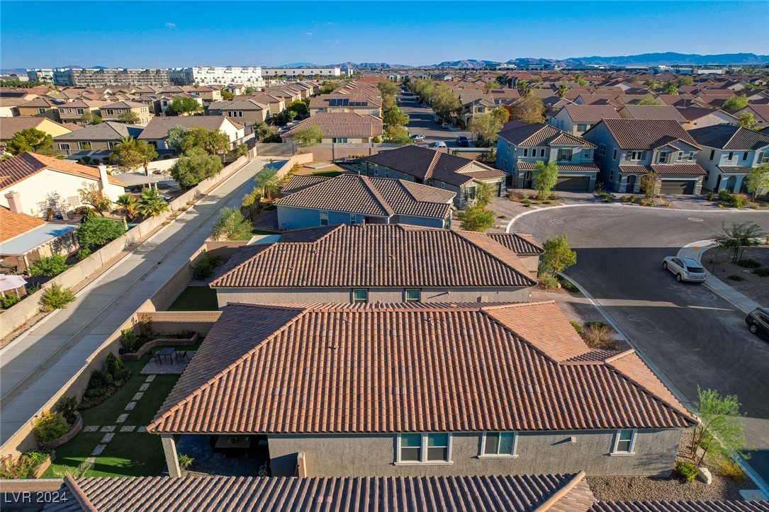 5960 Bruselas Street