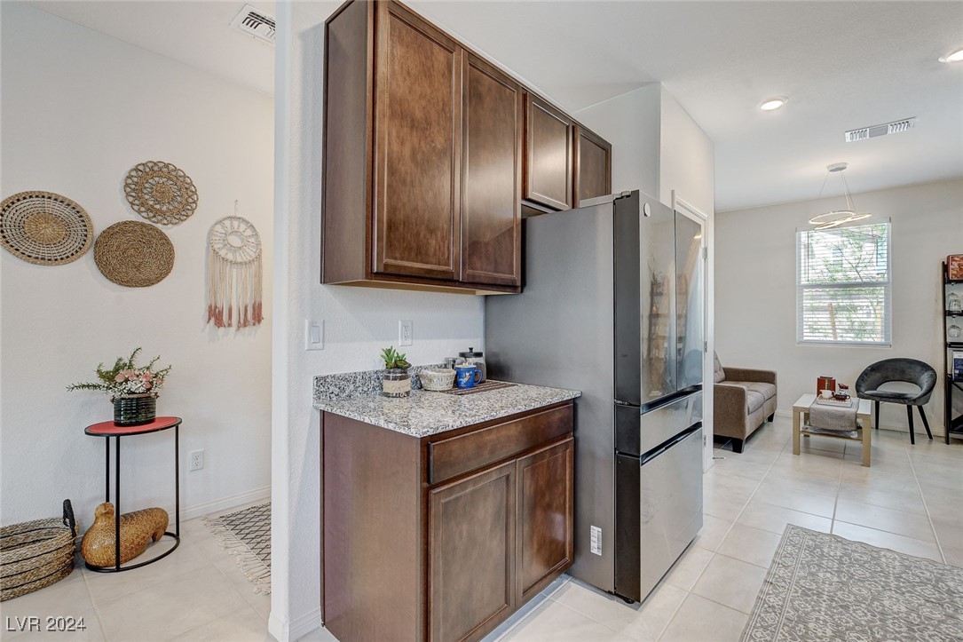 5960 Bruselas Street