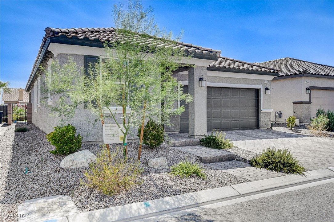 5960 Bruselas Street