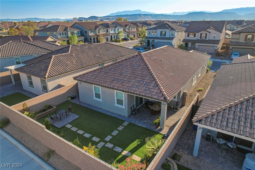 5960 Bruselas Street