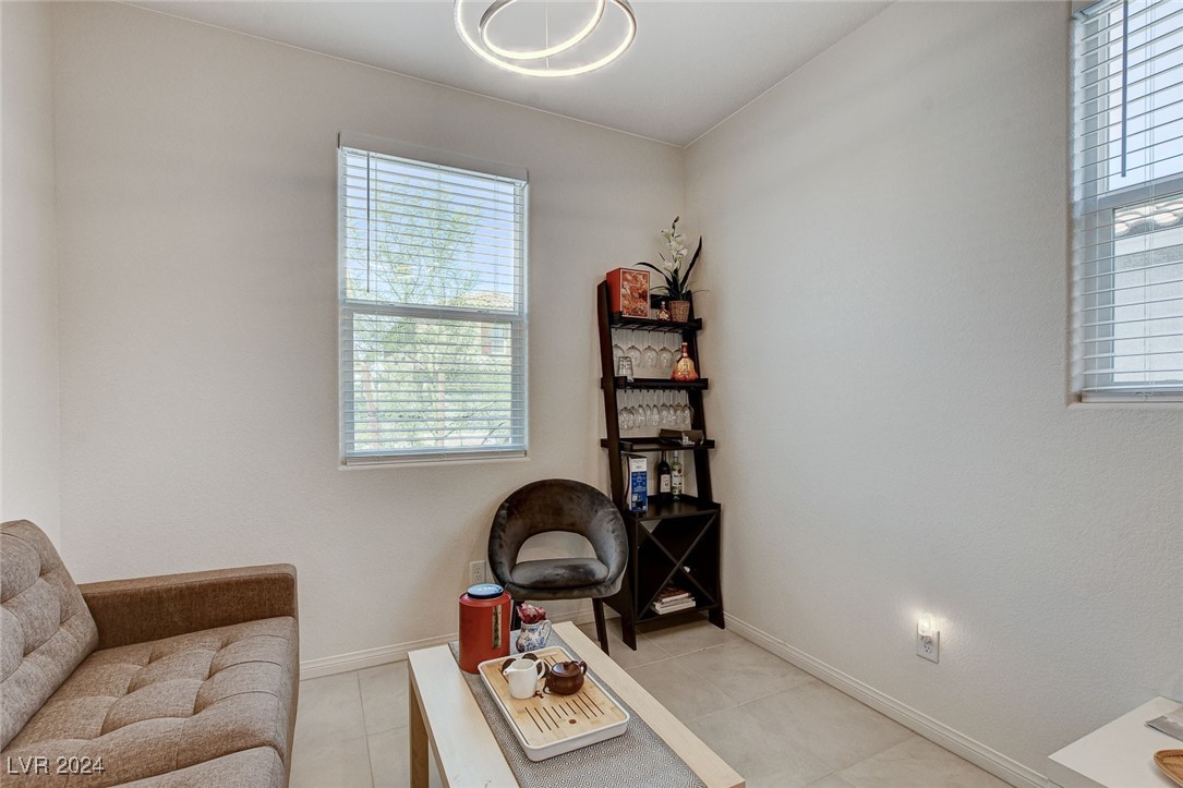 5960 Bruselas Street