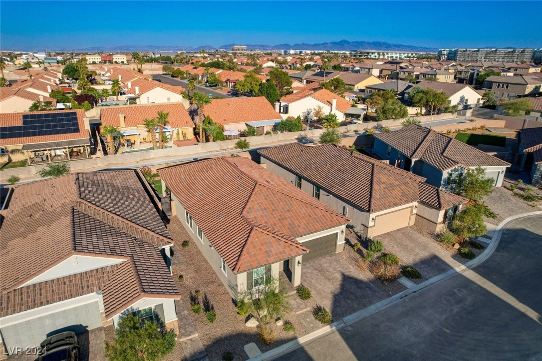 5960 Bruselas Street