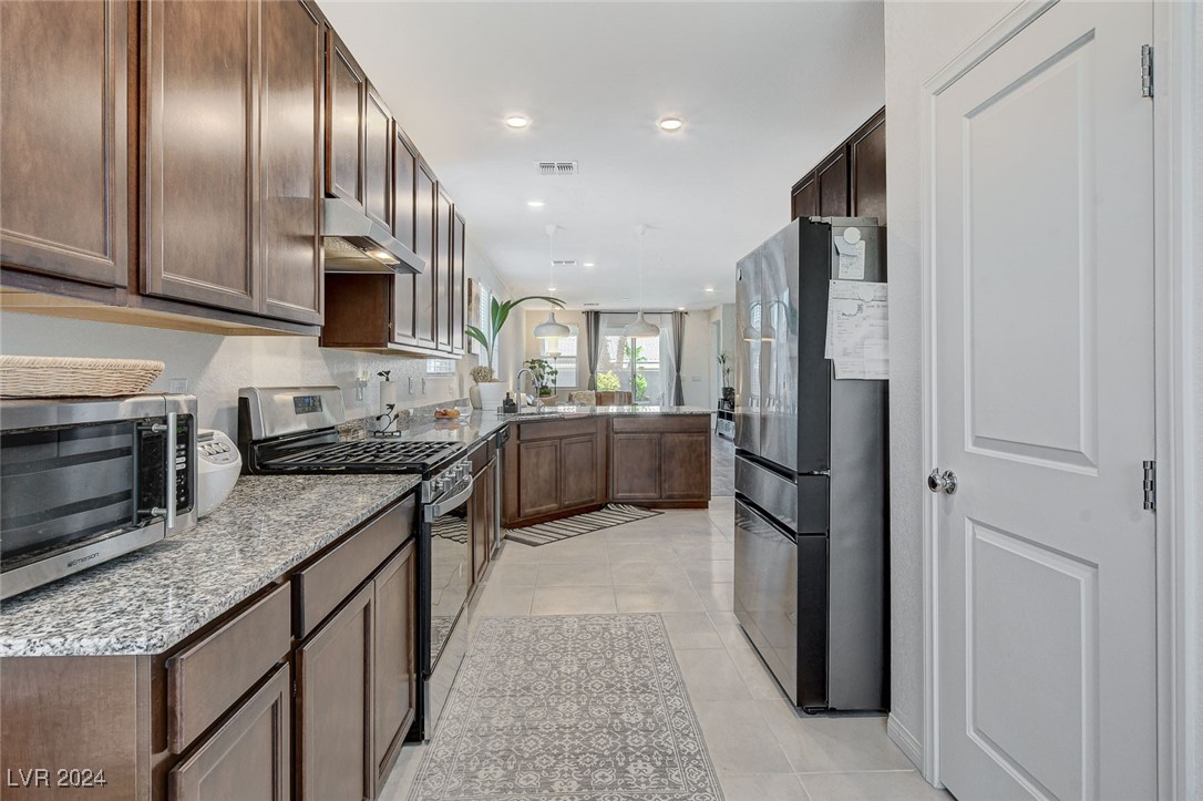 5960 Bruselas Street