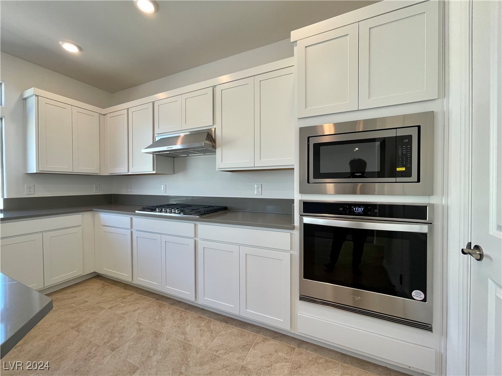 668 Soaring Wings Avenue