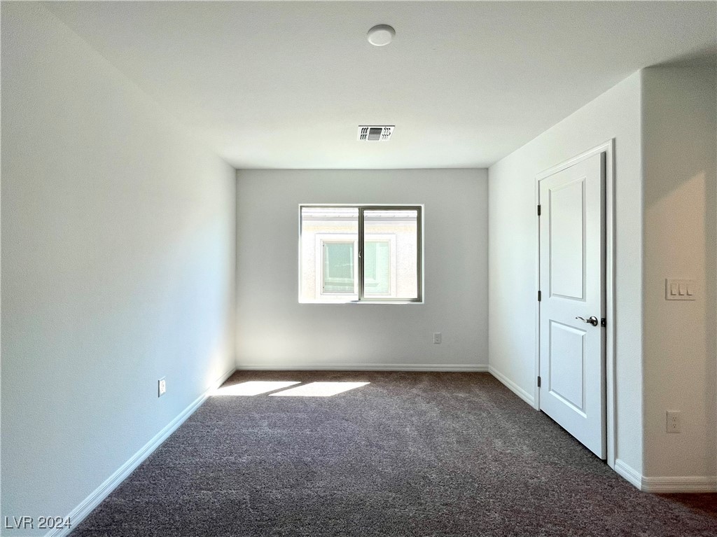 668 Soaring Wings Avenue