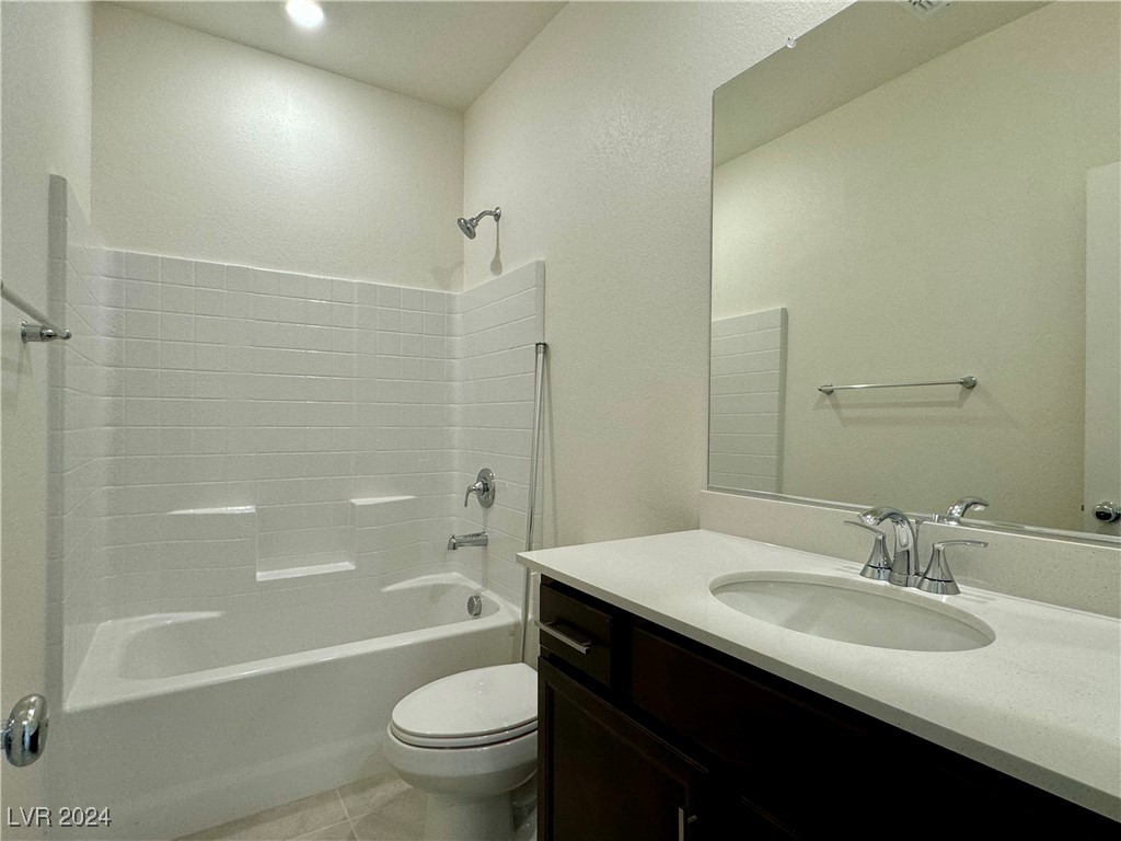 3067 Foxtail Hollow Avenue