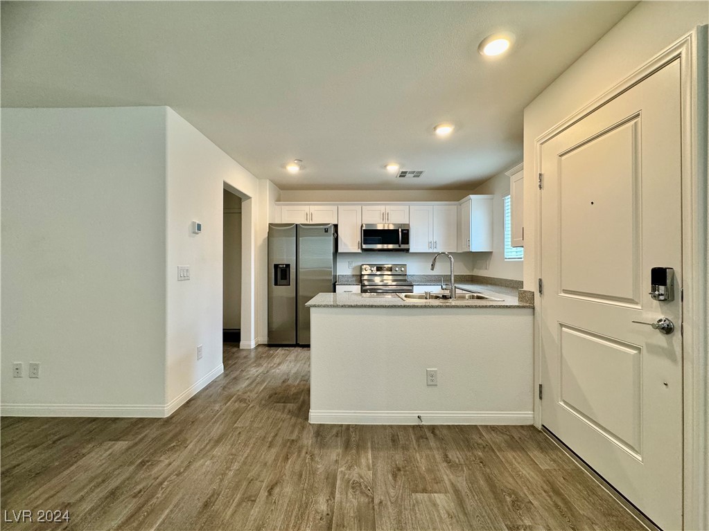 12185 Scarlet Ember Road 4