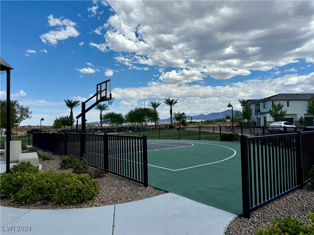 12185 Scarlet Ember Road 4