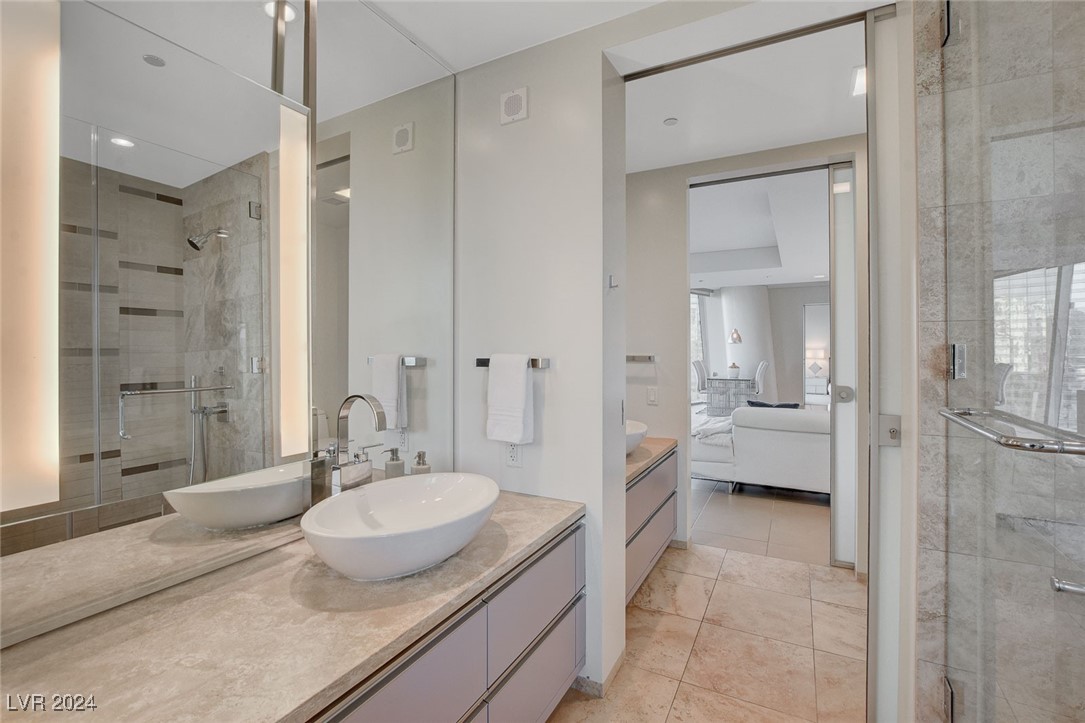 3726 South Las Vegas Boulevard 1207