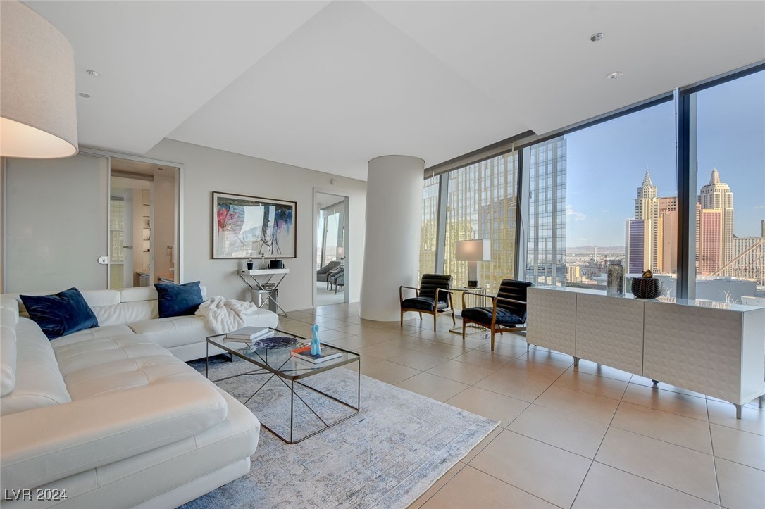 3726 South Las Vegas Boulevard 1207