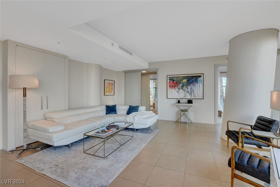 3726 South Las Vegas Boulevard 1207