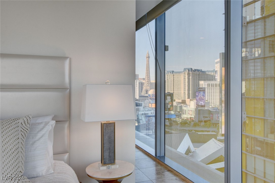 3726 South Las Vegas Boulevard 1207