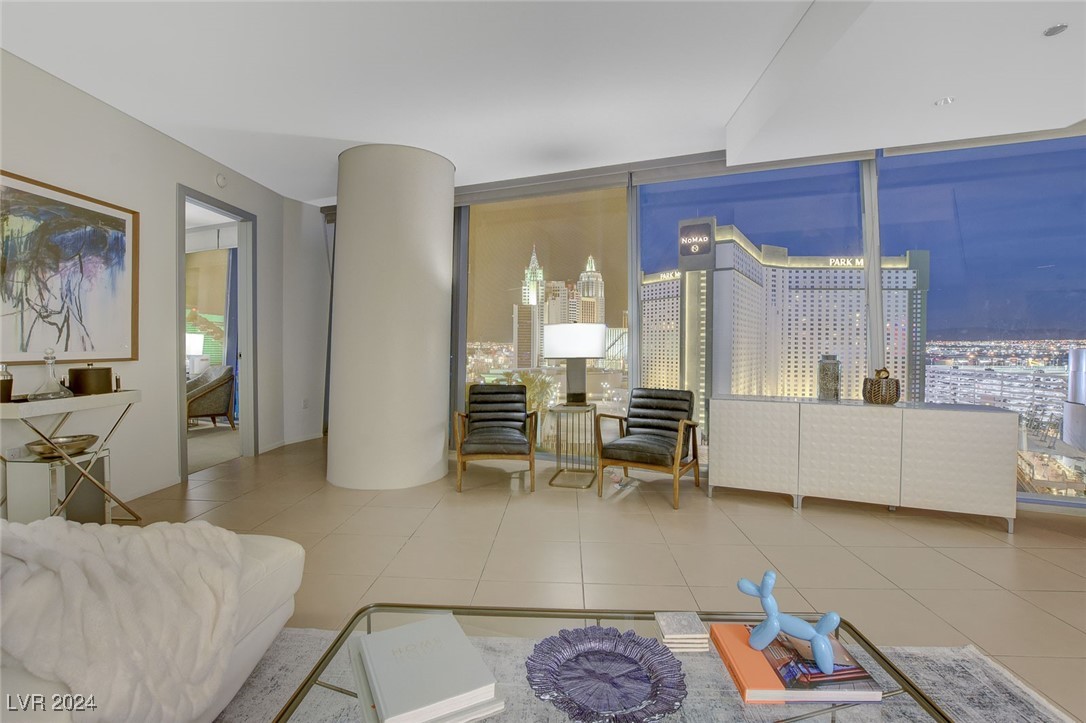 3726 South Las Vegas Boulevard 1207