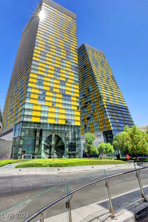 3726 South Las Vegas Boulevard 1207