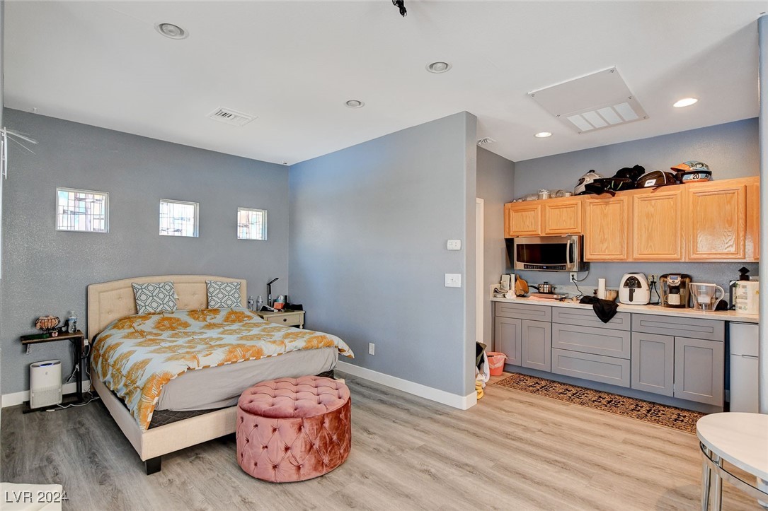 9850 Granite Reef Avenue