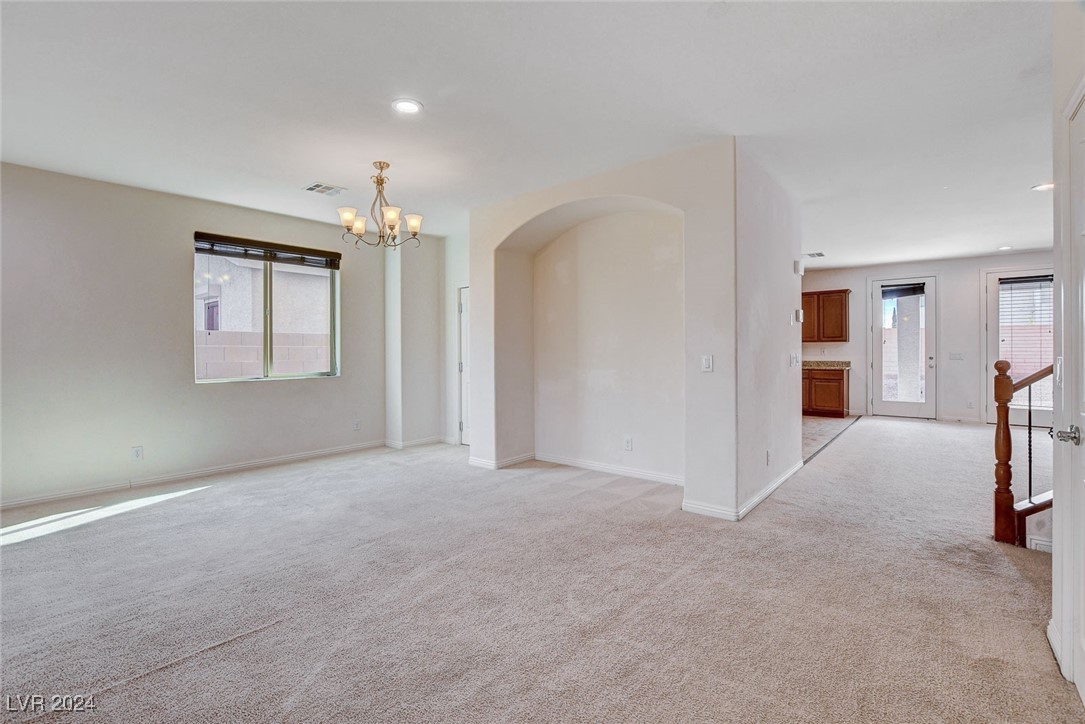 8333 Saddleback Ledge Avenue