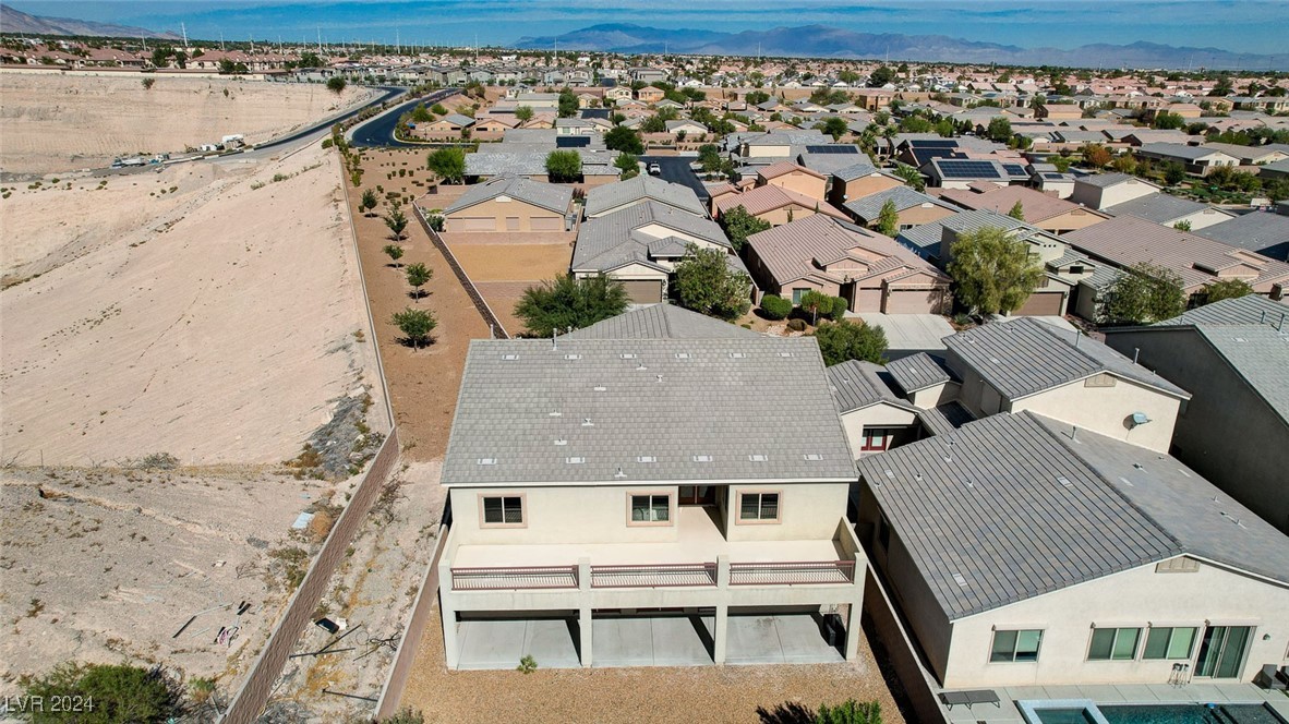 8333 Saddleback Ledge Avenue