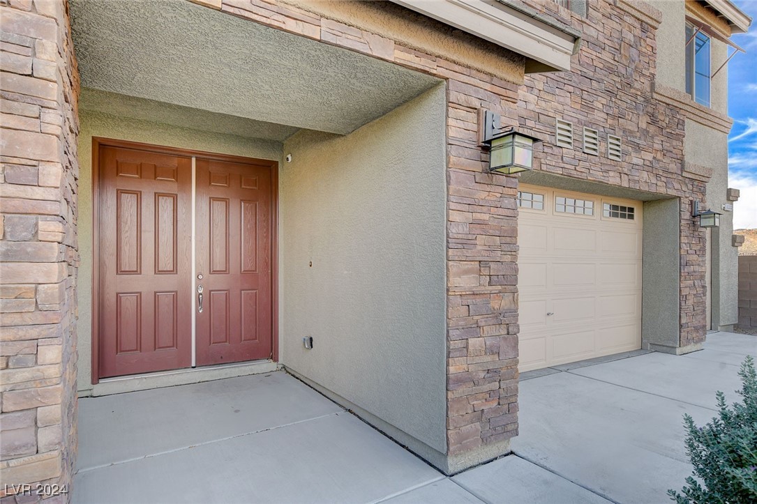 8333 Saddleback Ledge Avenue