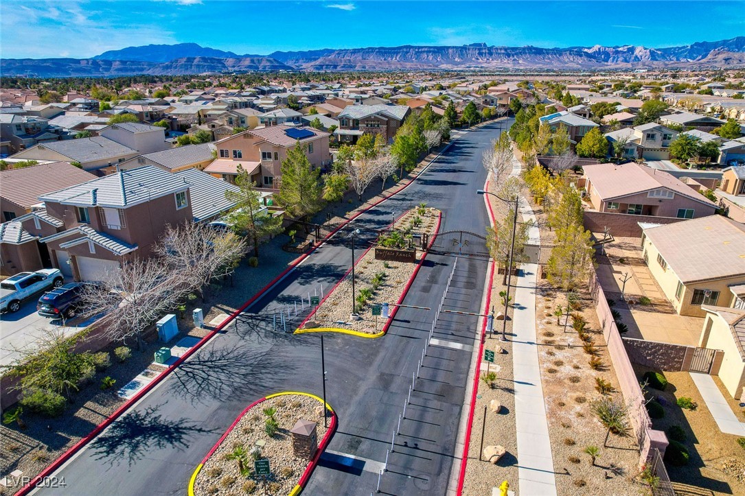 8333 Saddleback Ledge Avenue